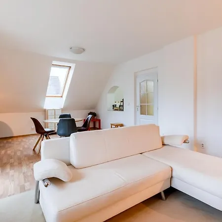 One Bed & Breakfast Karlovy Vary